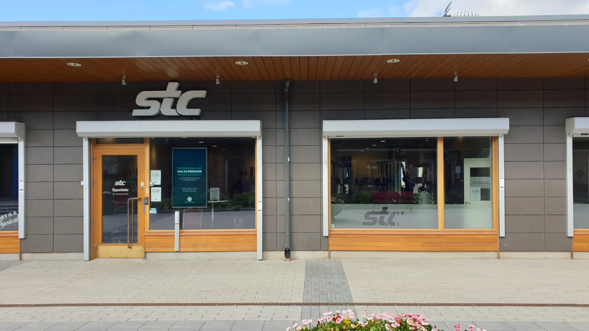 skylt pÄ fasad för företag i stockholm