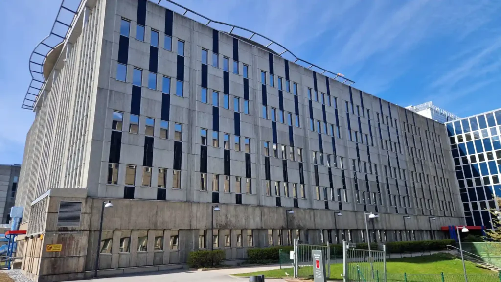 solfilm huddinge solfilmsmontage sjukhus fastighet