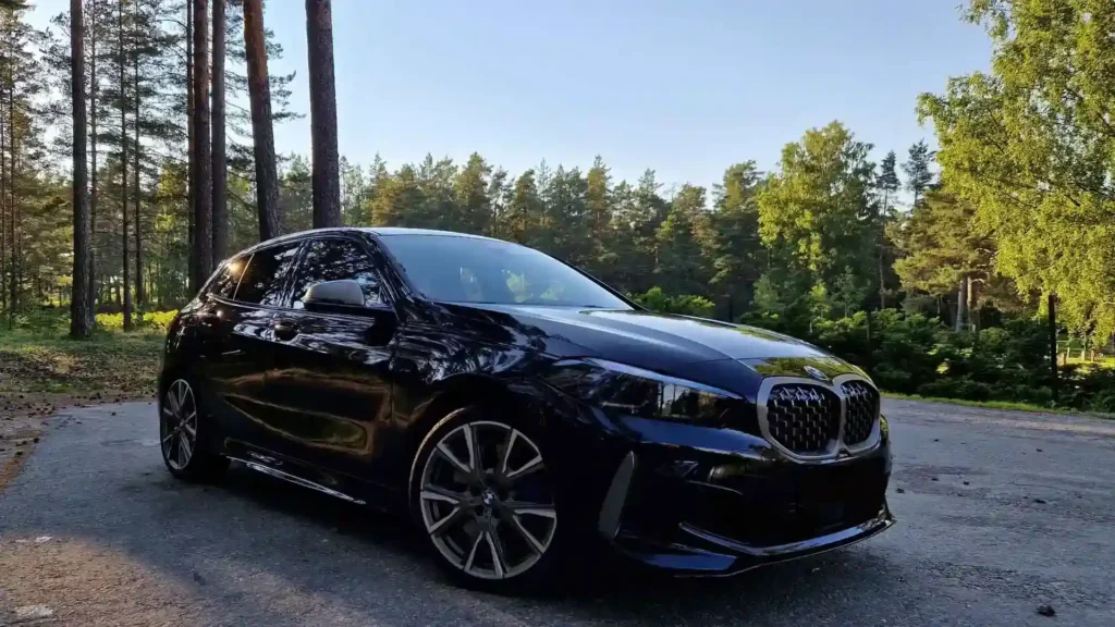 solfilm och stenskottsskydd bil stockholm